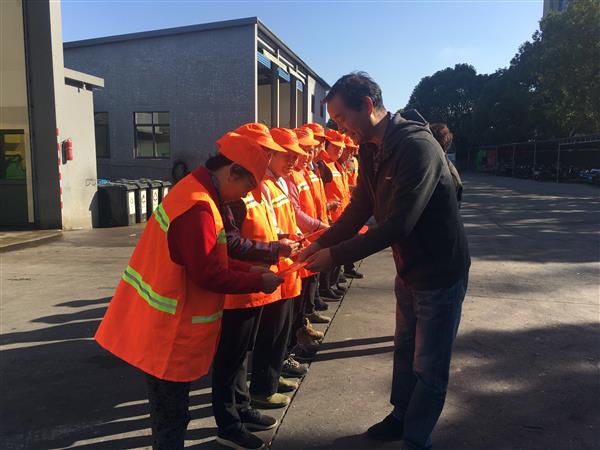 关爱城市美容师